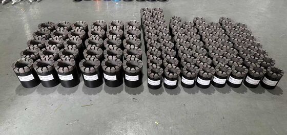 Broca Diamantada Impregnada para Perfuração em Geologias Mistas Fraturadas e Falhadas com Longa Vida Útil da Ferramenta e Manutenção Mínima