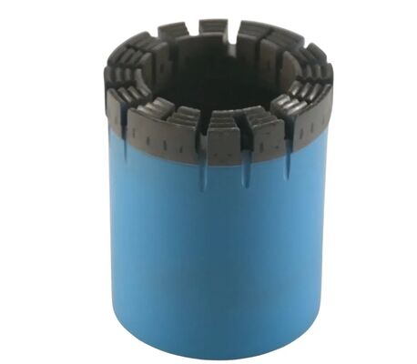 Conjunto de superfície de extração de amostras de núcleo alto para condições de perfuração em seco e molhado
